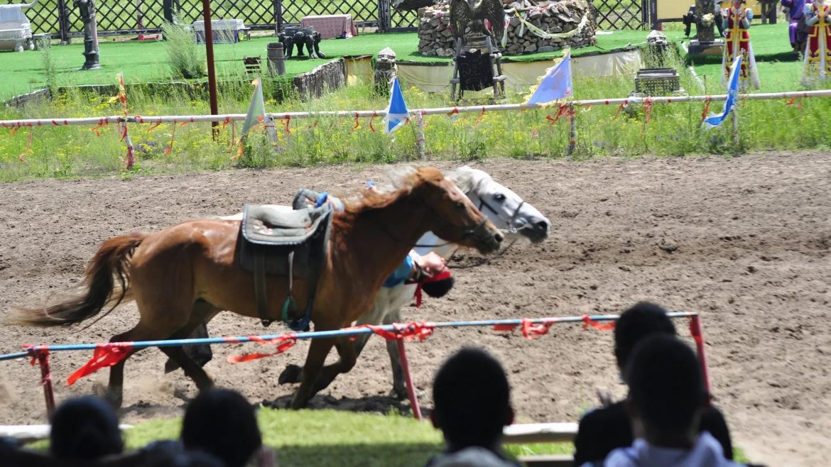 DATs Keep Buying Bitcoin, Outperforming ETFs Is the Hard Part