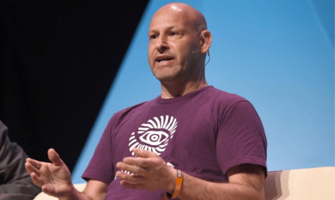 Is Joseph Lubin Abandoning Ethereum as Analysts Warn of a $1K Crash?
